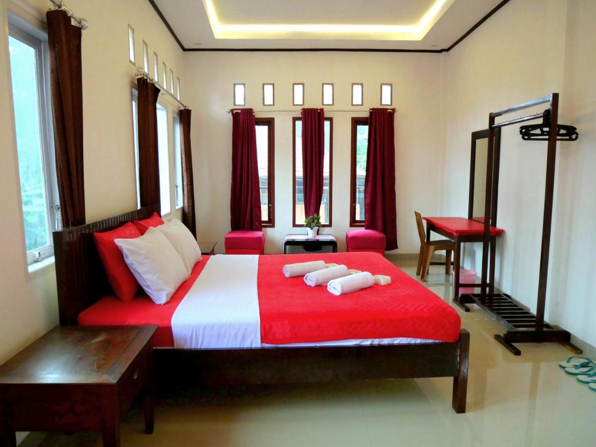 The Sanduk Homestay Rantepao Exterior foto